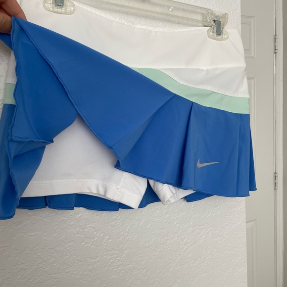 Nike Pleated Tennis Skort - Picture 4 of 5